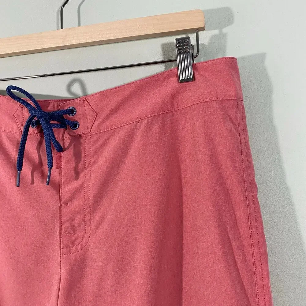 Vineyard Vines Men Pink Logo Patch Swim Trunk Size 32